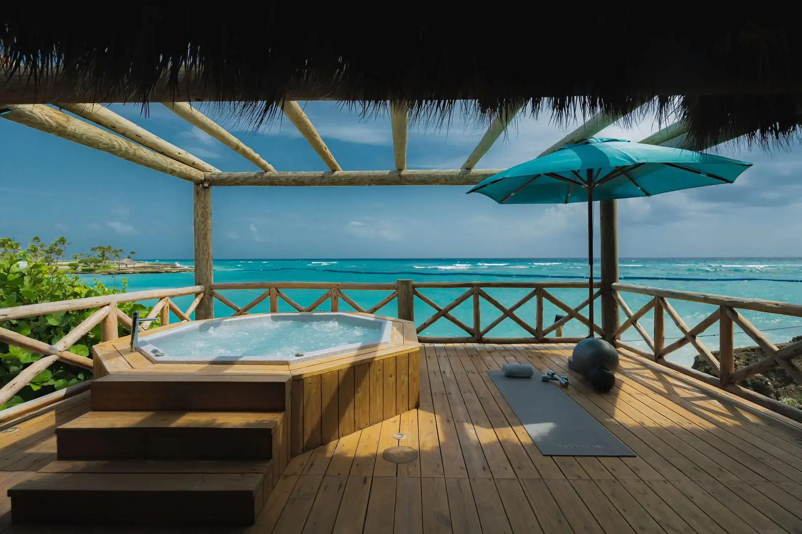 Couples at Eden Roc Cap Cana