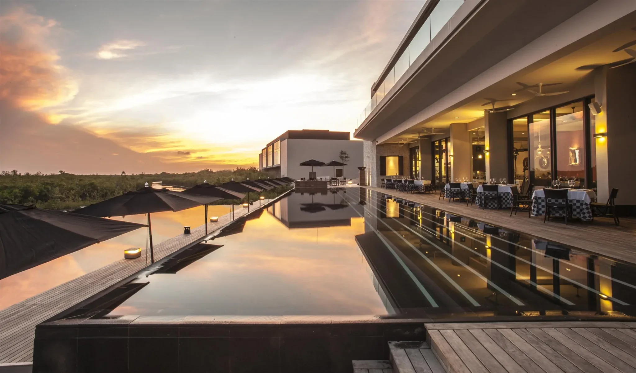 NIZUC Resort & Spa