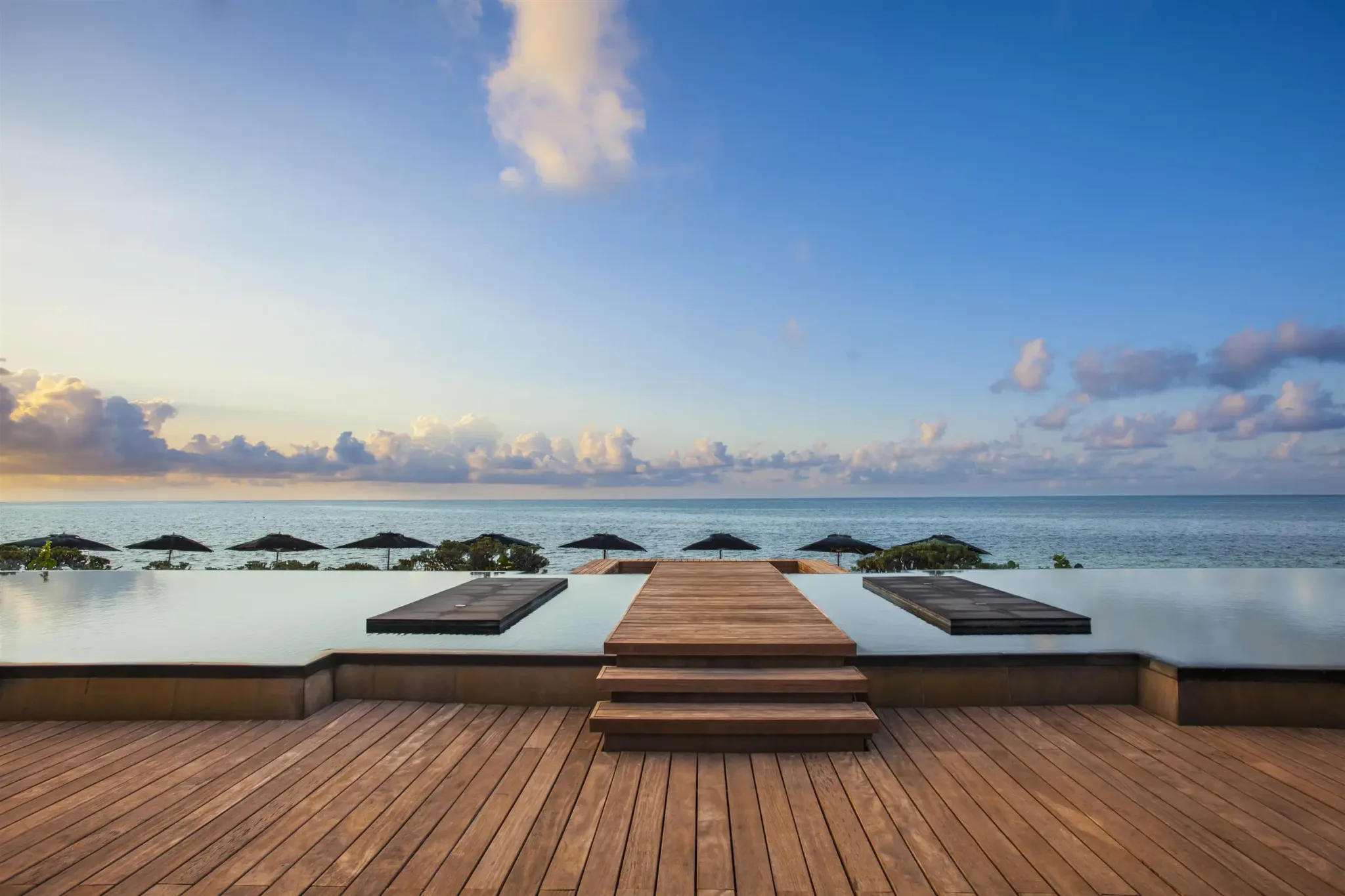 NIZUC Resort & Spa vs Rosewood Mayakoba