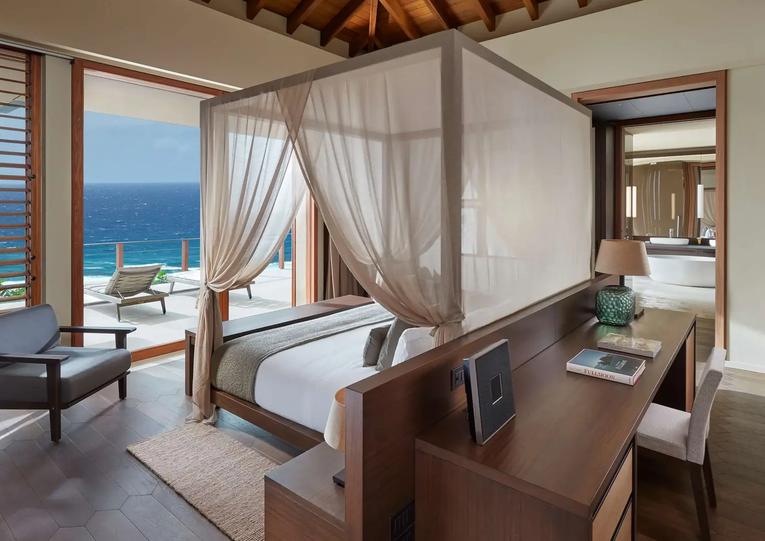 Honeymoons at Mandarin Oriental, Canouan