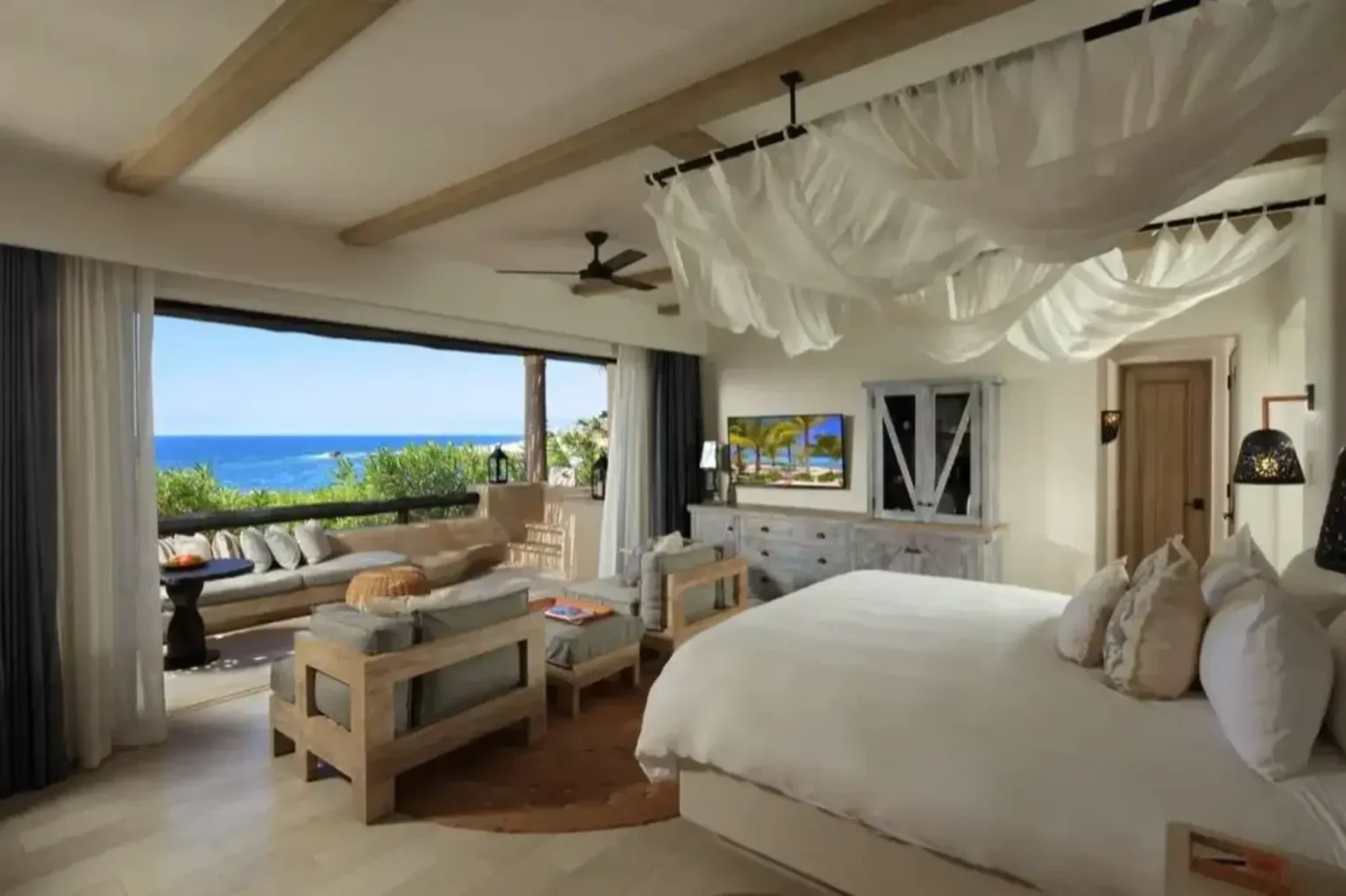 Esperanza, Auberge Collection