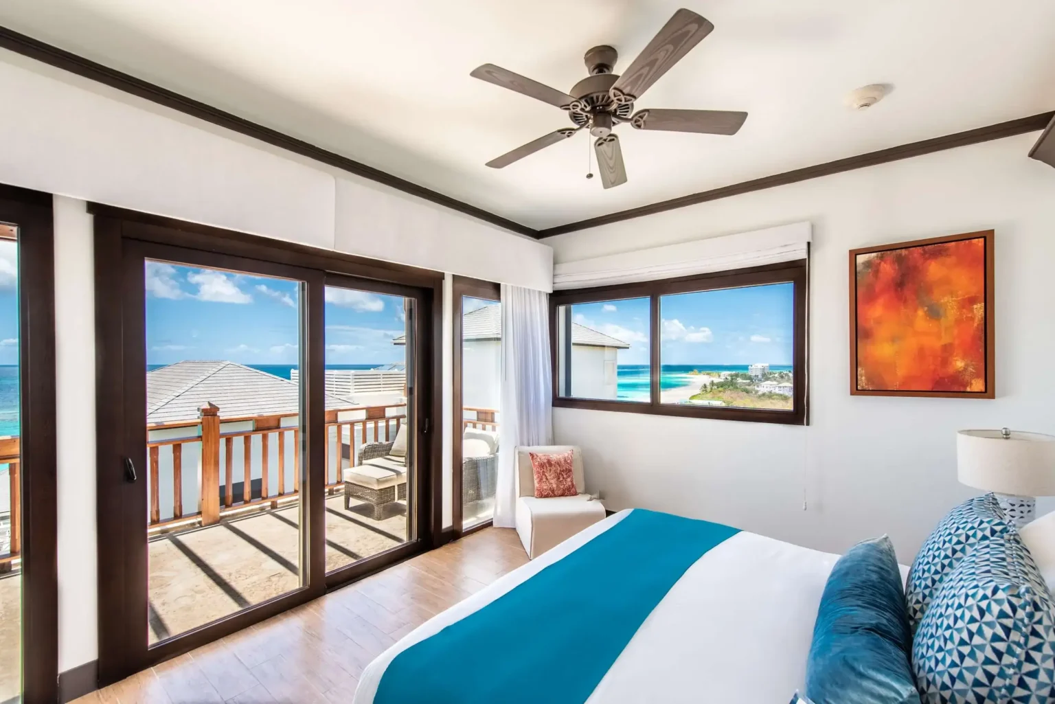 Zemi Beach House Ocean View Balcony, 2 Queens