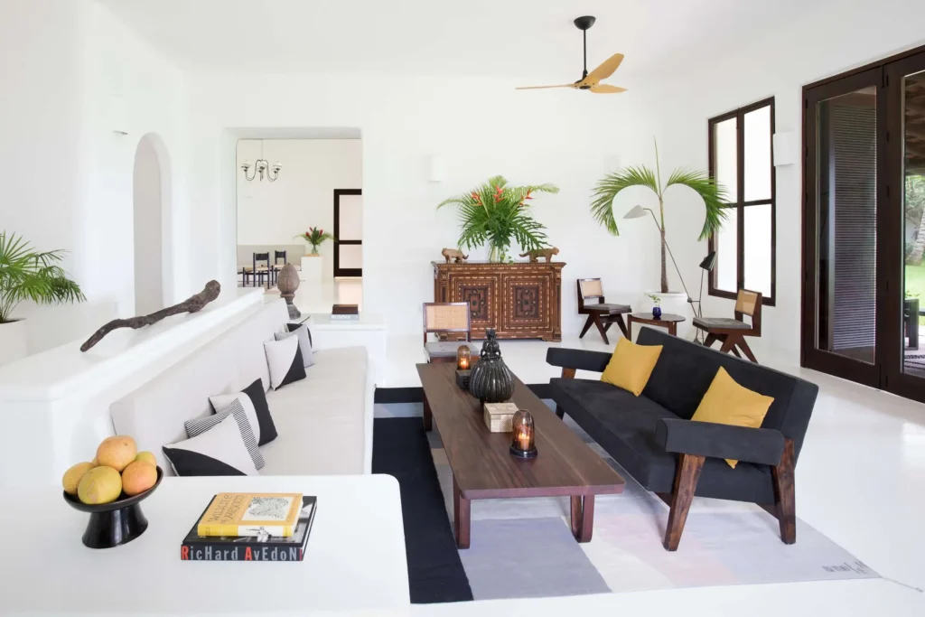 Couples at Hotel Esencia