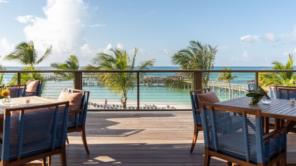 Grand Hyatt Baha Mar - Ocean-front terrace