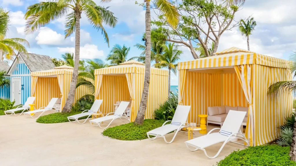 Grand Hyatt Baha Mar - Poolside cabanas